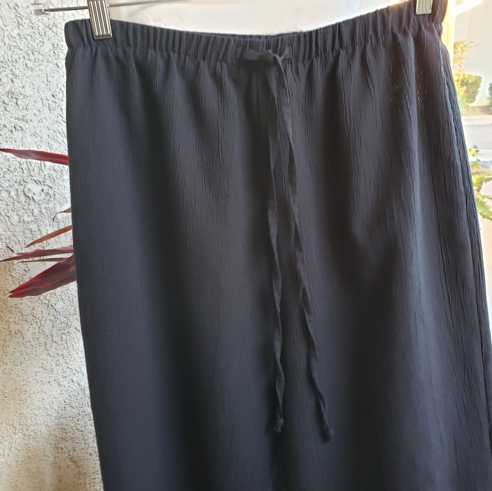 Pants - Picture 2 of 7